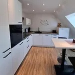 דירה Moderne Dg-wohnung Mit Flair In Guter Lage *