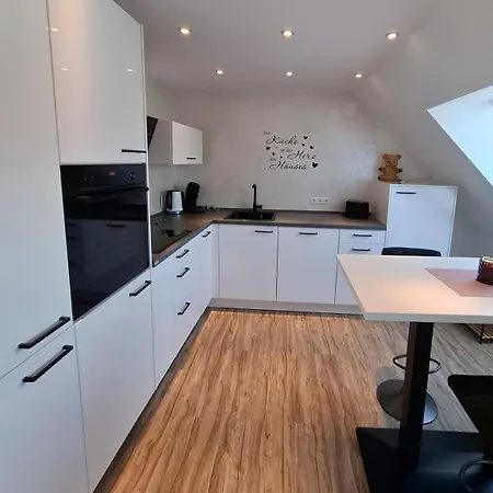 Apartment Moderne Dg-wohnung Mit Flair In Guter Lage *