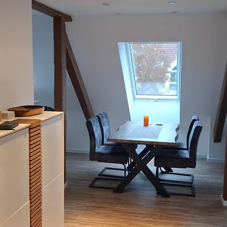 شقة Moderne Dg-wohnung Mit Flair In Guter Lage *