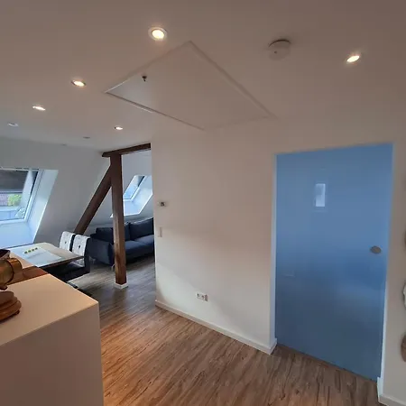 Moderne Dg-wohnung Mit Flair In Guter Lage * Karlsruhe